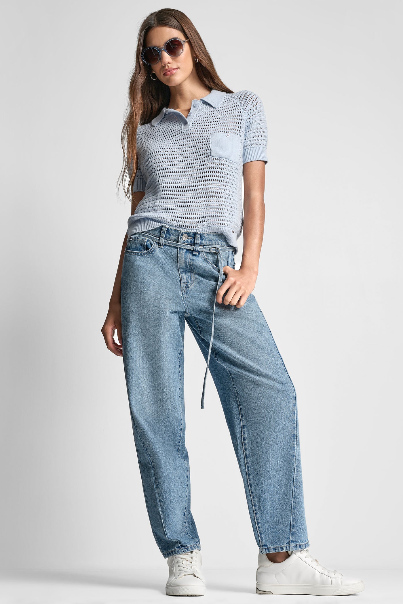 MID-RISE BARREL JEANS