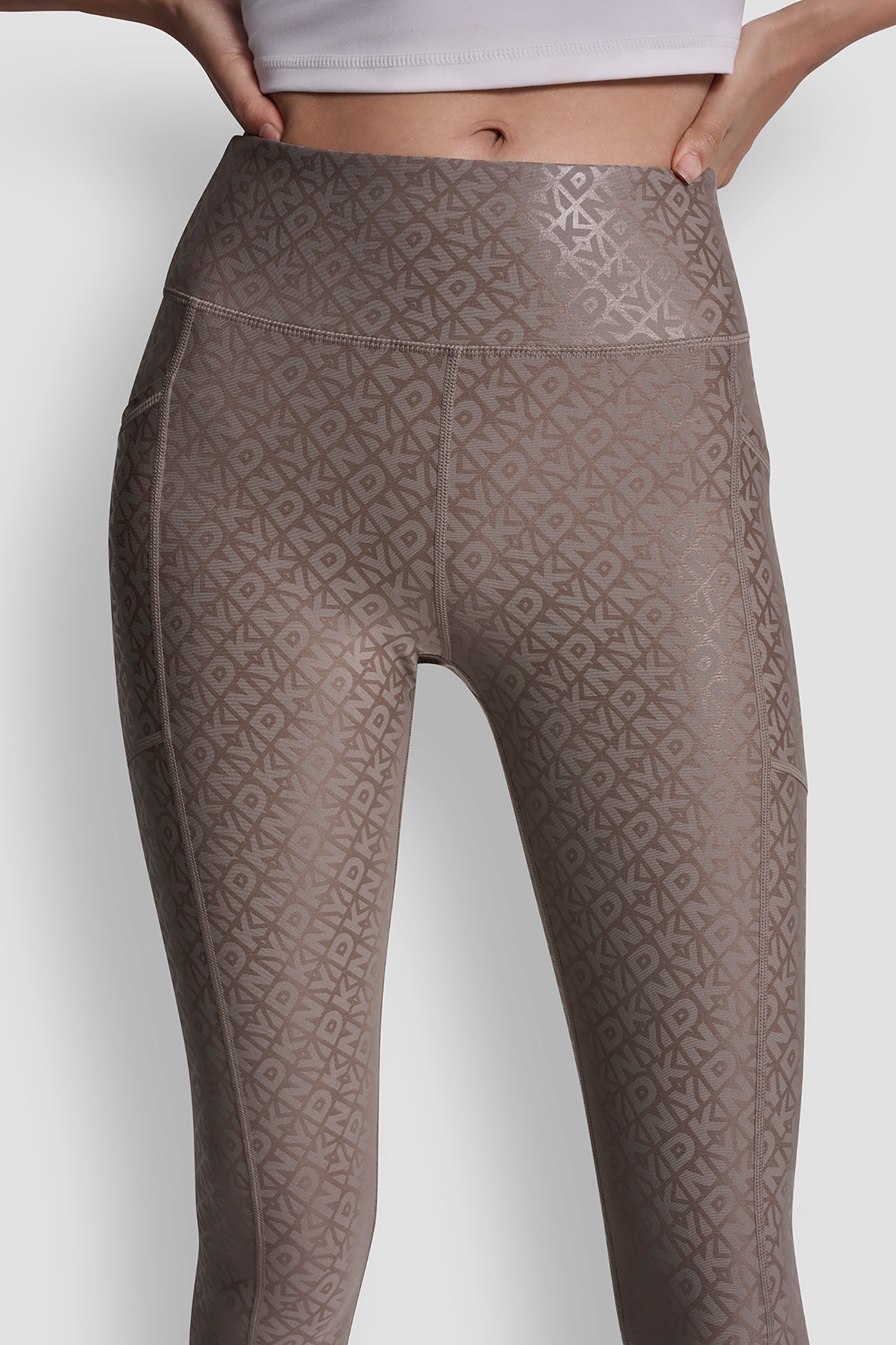 HIGH-RISE LOGO-JACQUARD 7/8-LENGTH ELEVATE LEGGING