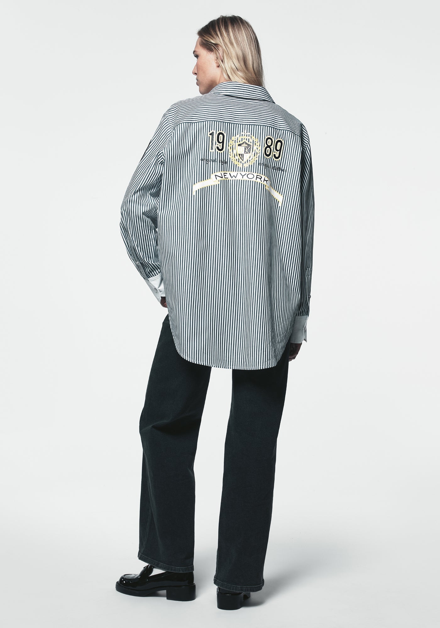 1989 LOGO STRIPED BUTTON DOWN