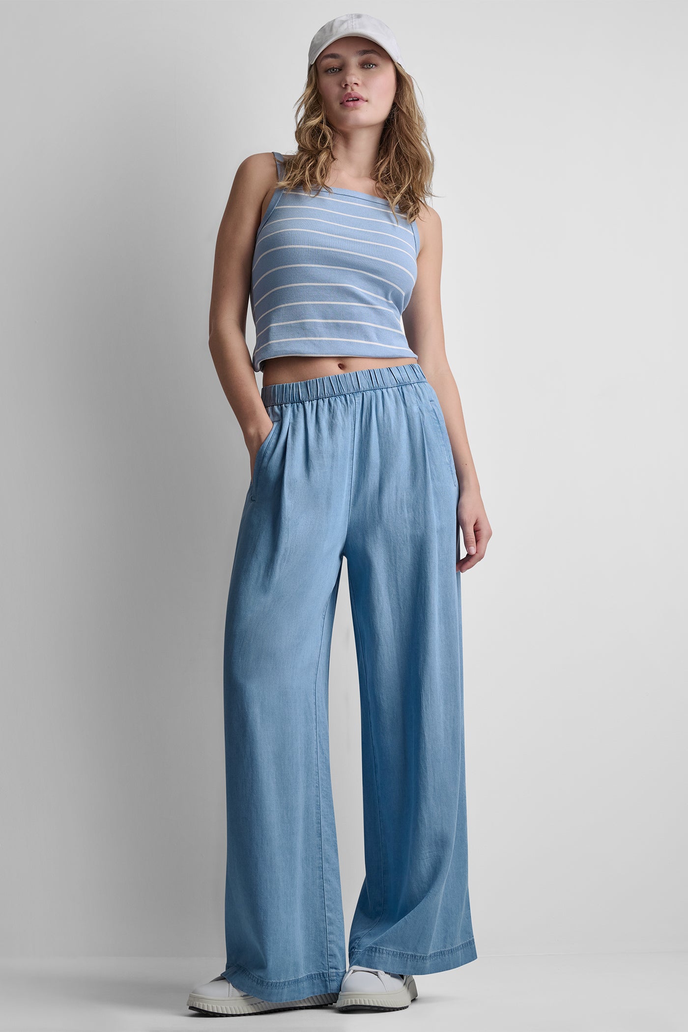 WIDE LEG TENCEL PANT