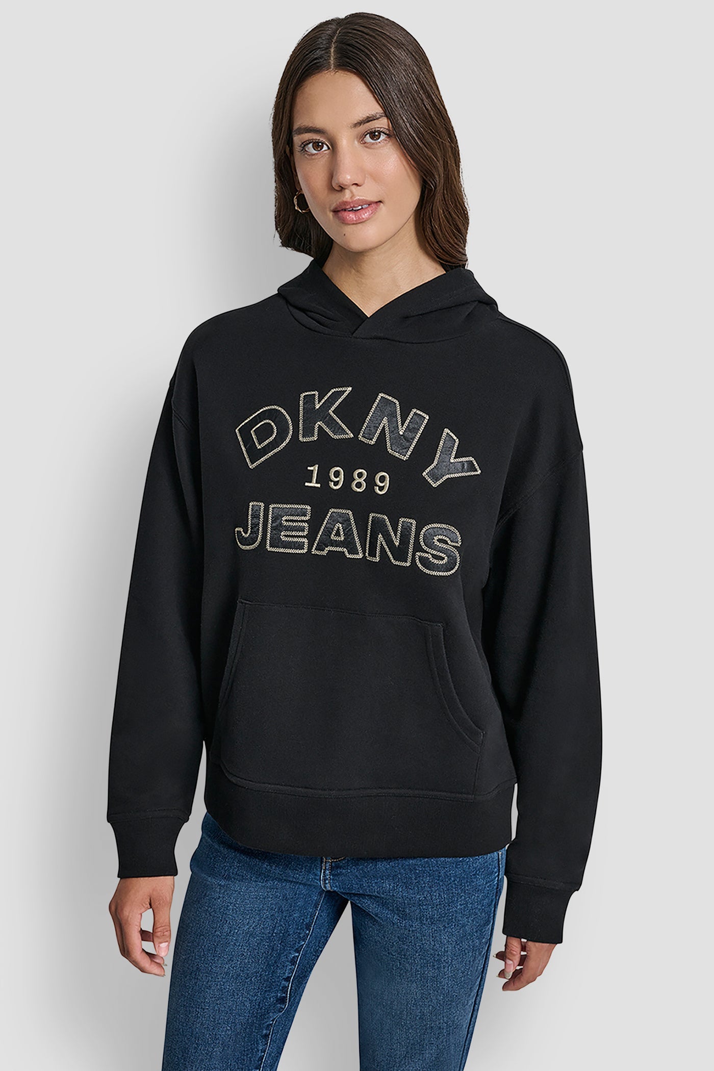 DKNY JEANS SATIN APPLIQUE CHAINSTITCH LOGO SWEATSHIRT