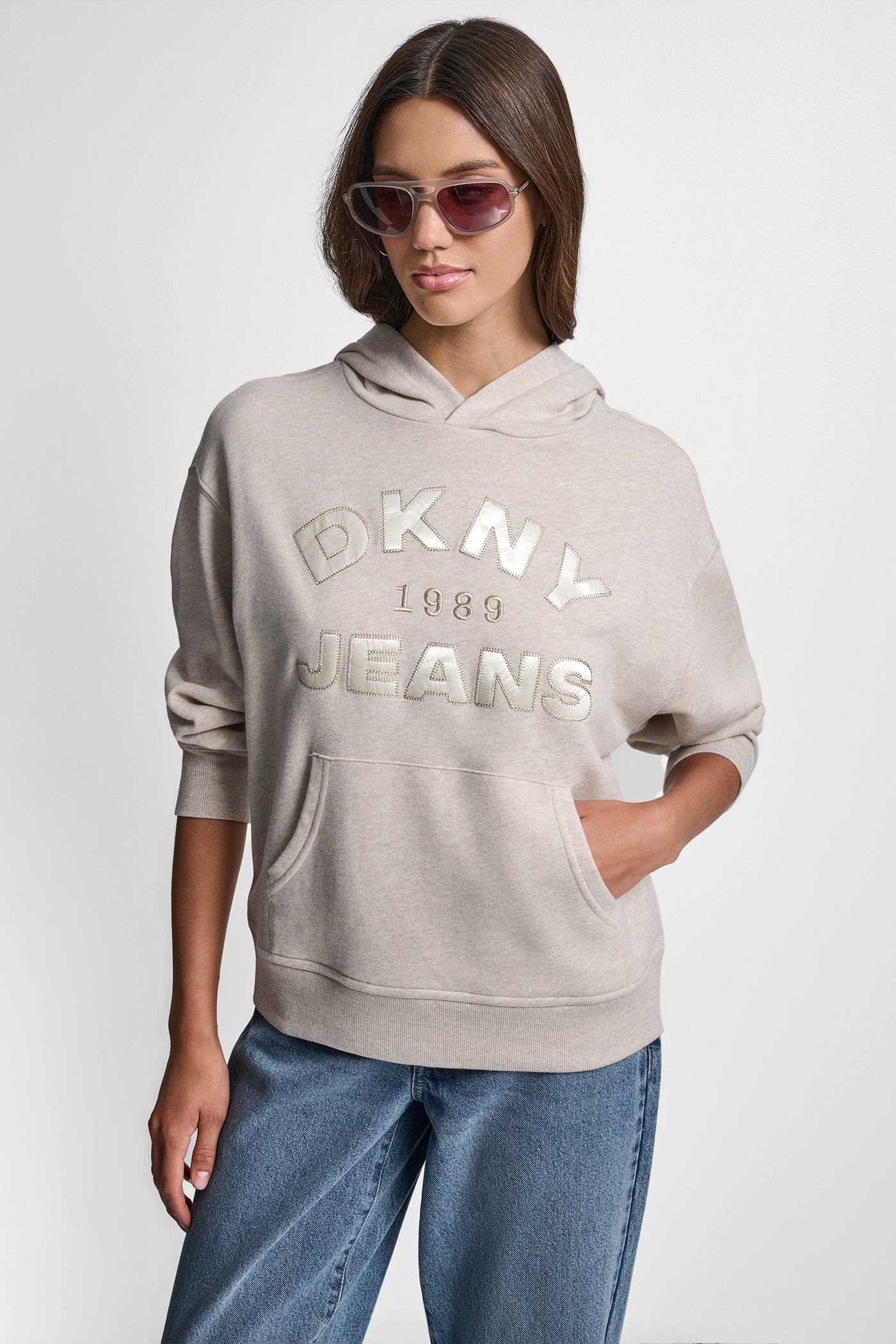 DKNY JEANS SATIN APPLIQUE CHAINSTITCH LOGO SWEATSHIRT