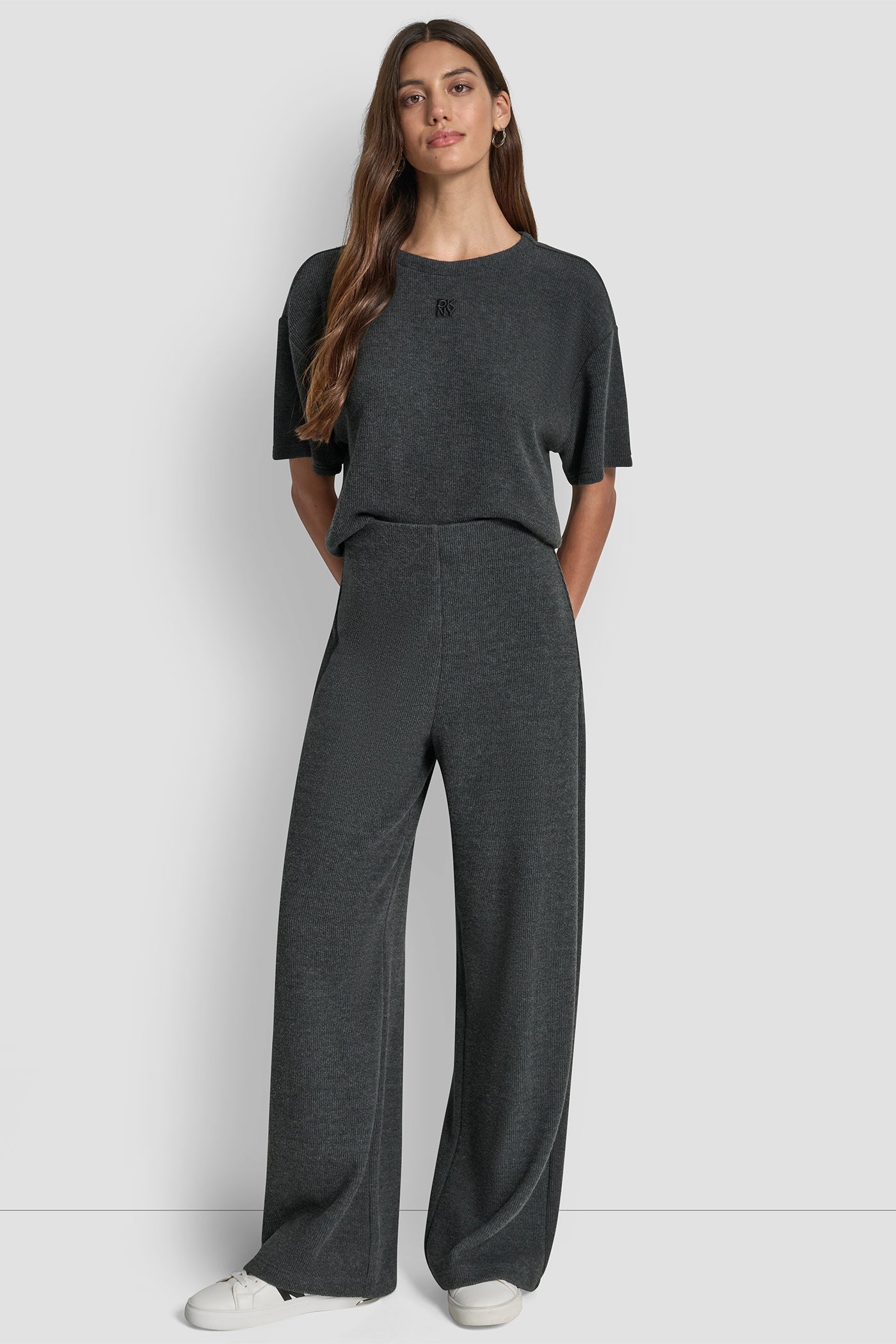 HIGH-RISE WIDE LEG PANT