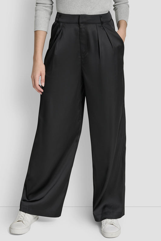 HIGH-RISE PLEATED WIDE LEG TROUSER