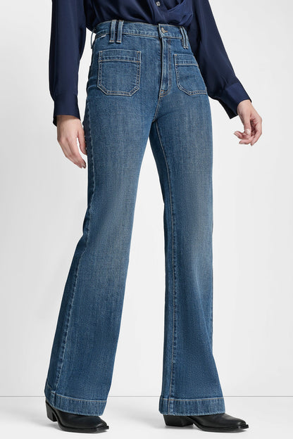 HIGH-RISE RELAXED FLARE WITH POCKETS