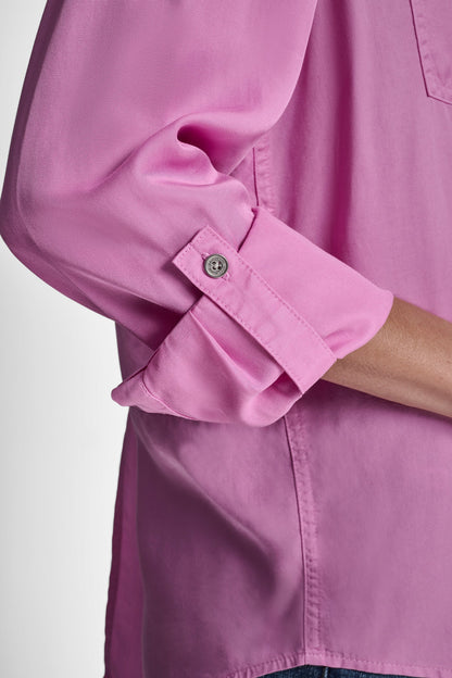 SPLIT BACK BUTTON FRONT WITH ROLL TAB
