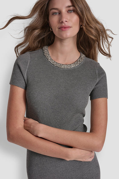 SHORT SLEEVE DRESS WITH EMBELISHMENTS