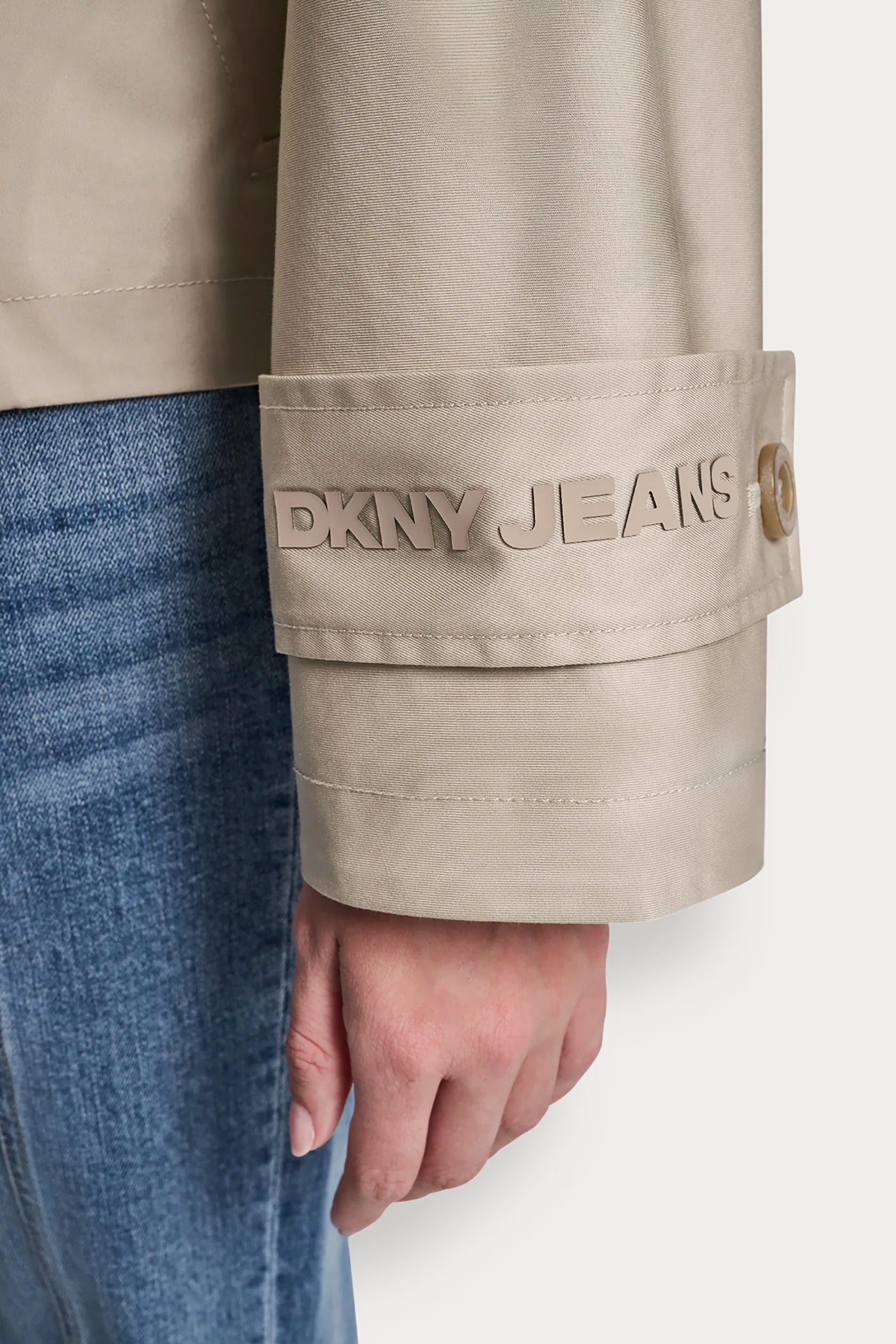 SINGLE-BREASTED MILITARY SHORT TRENCH