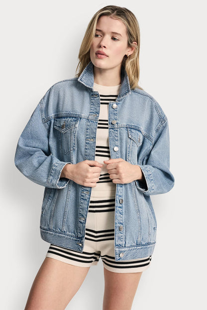 OVERSIZED TRUCKER JACKET