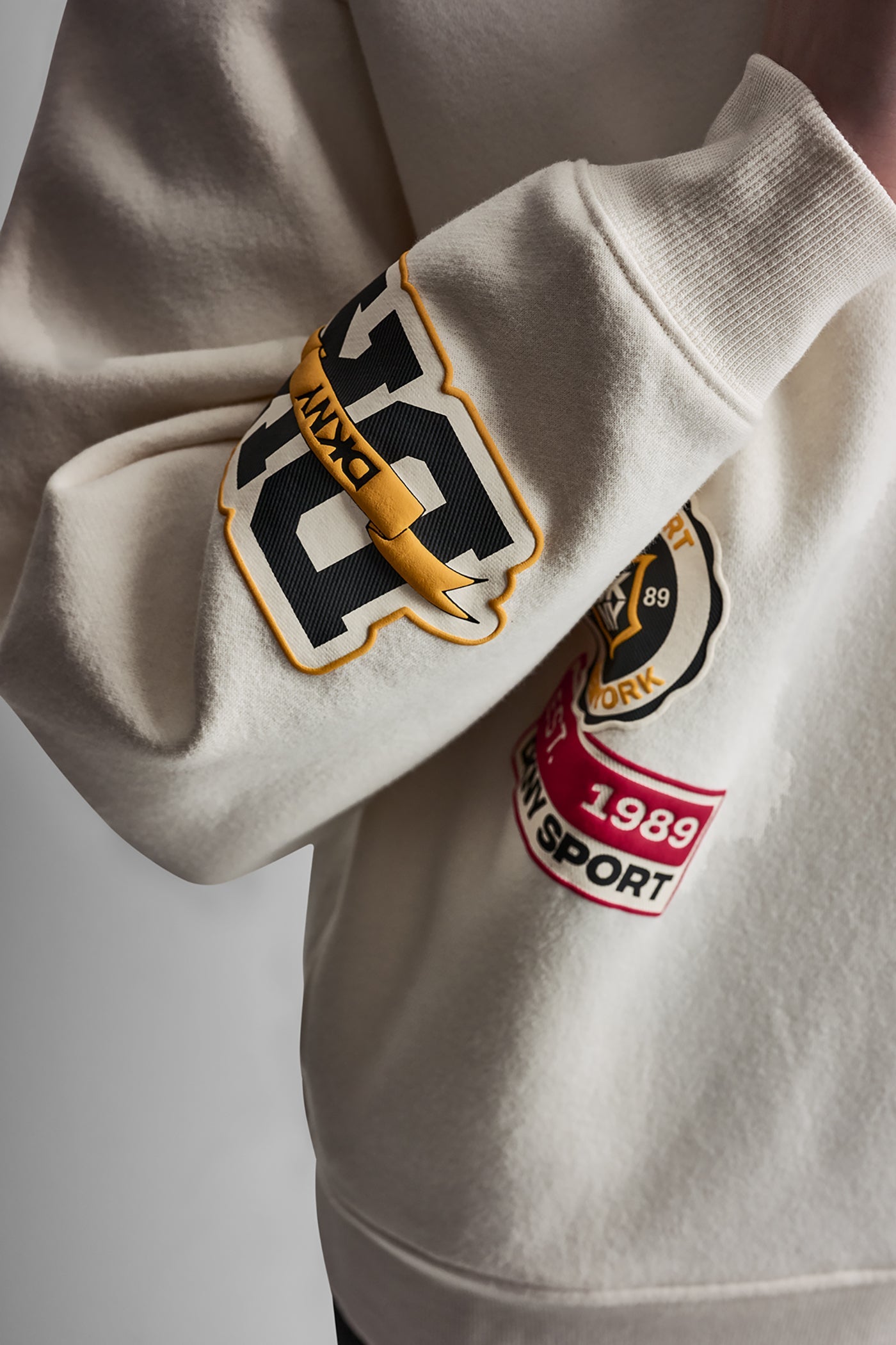 CAMPUS PATCH OVERSIZED QUARTER-ZIP