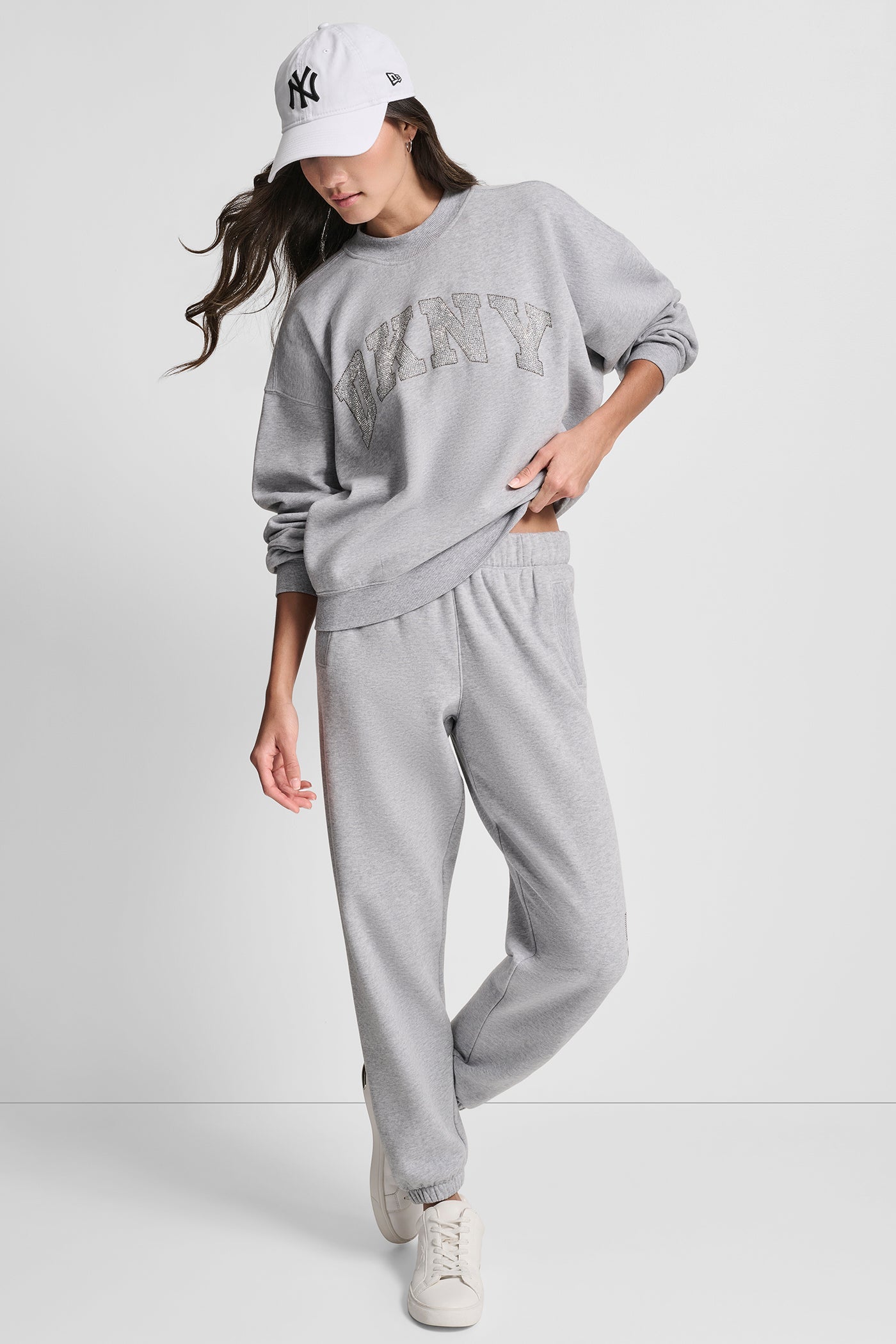 EXPLODED RHINESTONE VARISTY LOGO HIGH-RISE RELAXED