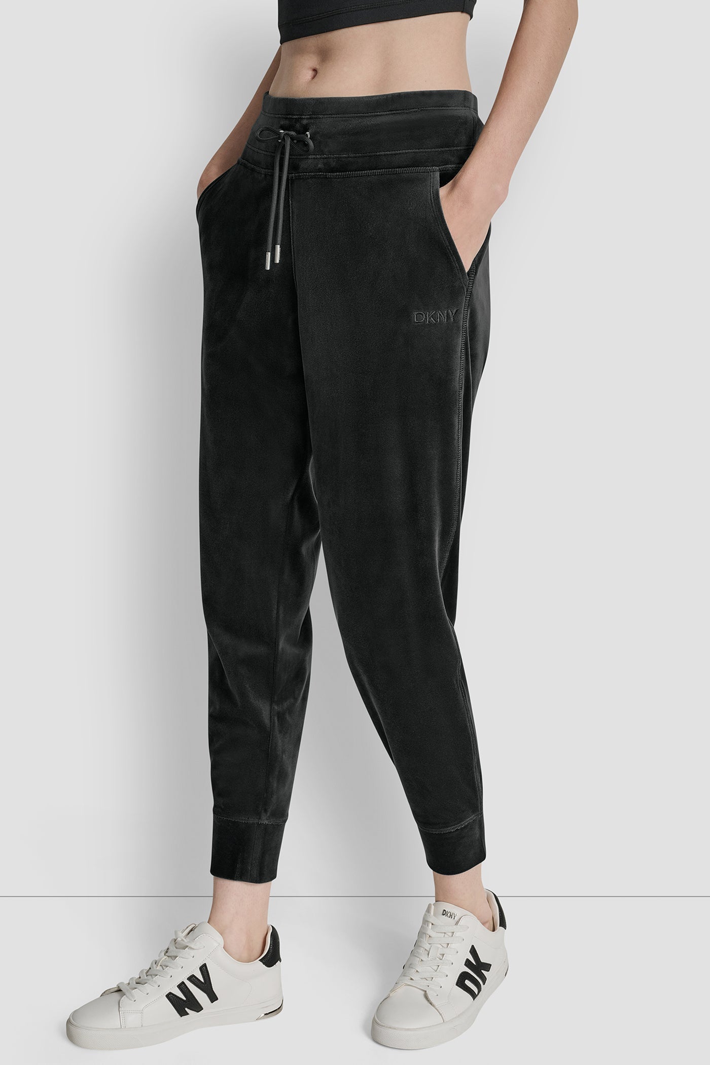 VELOUR HD EMBROIDERY LOGO SLIM FIT JOGGER
