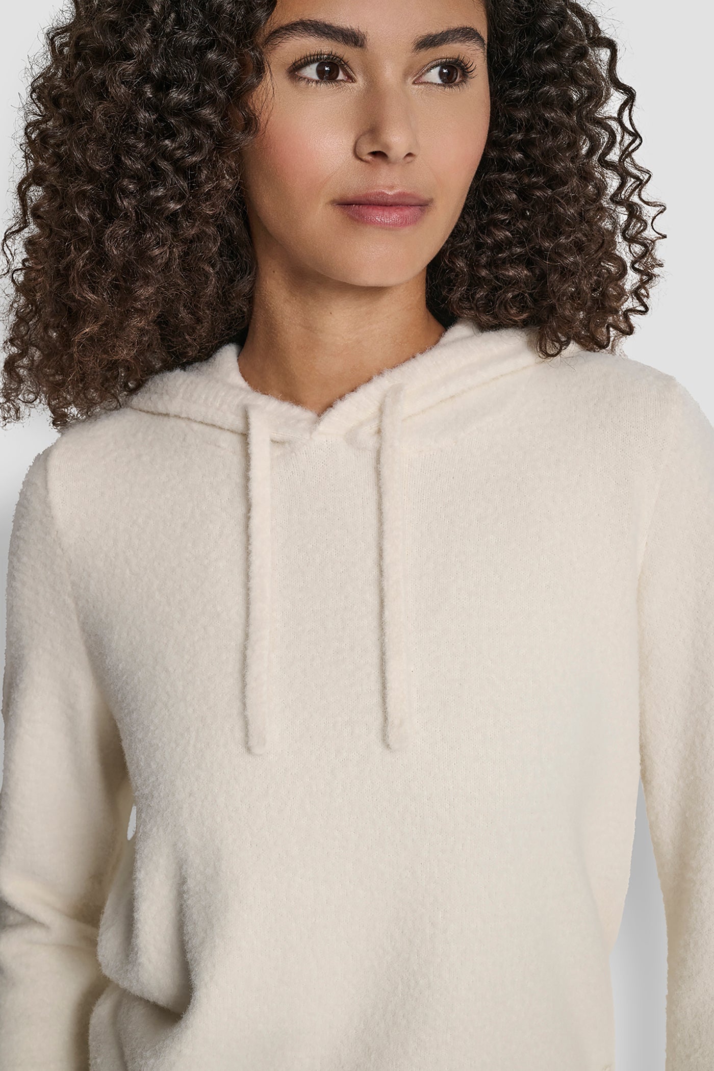FEATHER YARN HOODIE WITH DRAWCORD AND TONAL LOGO
