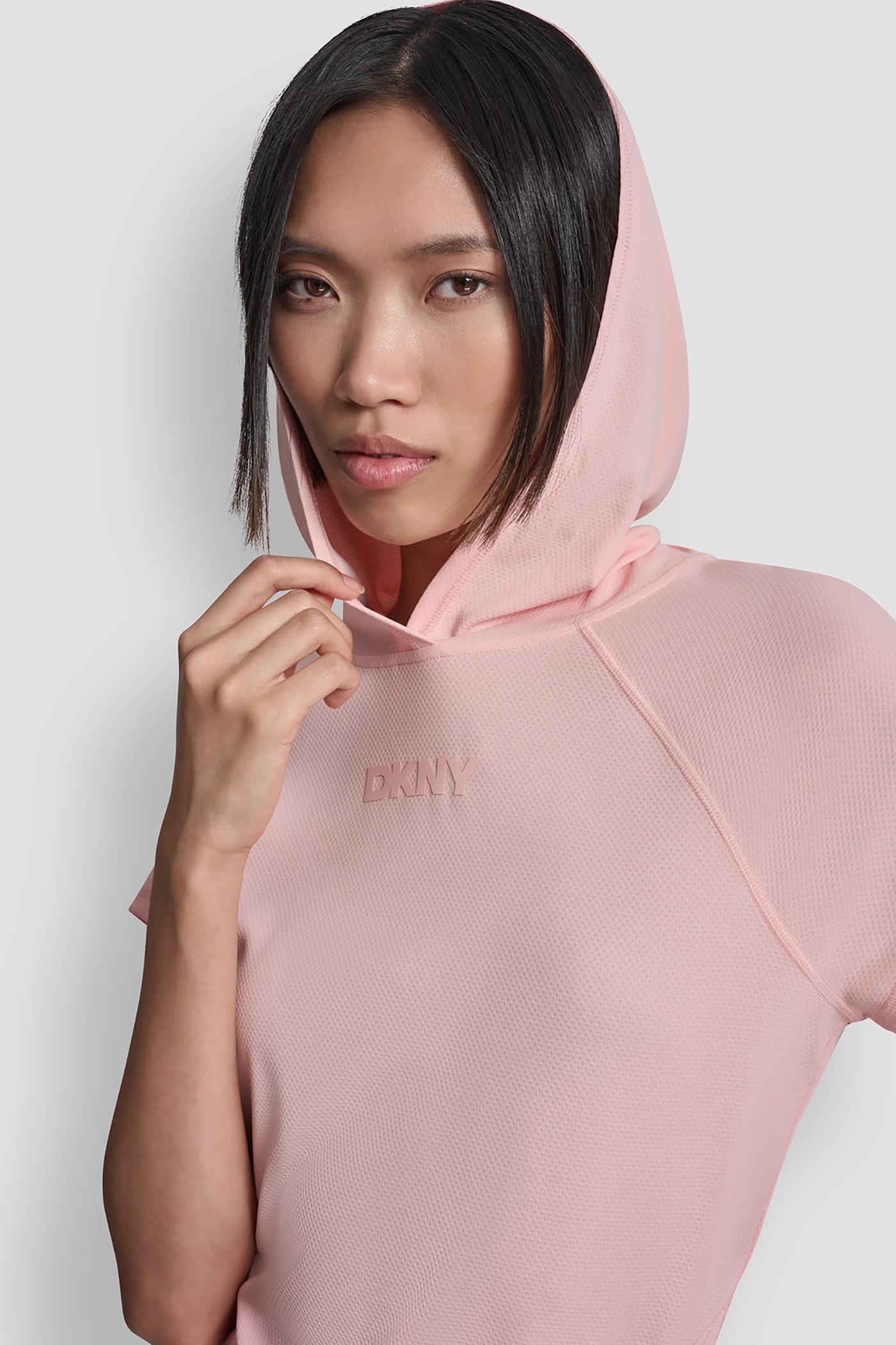 MESH HOODED LOGO TEE