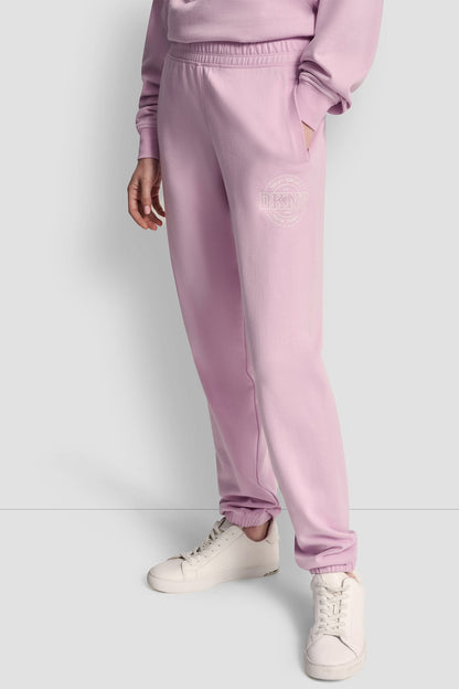 COLLEGIATE MEDALLION HIGH-RISE LOGO RELAXED JOGGER