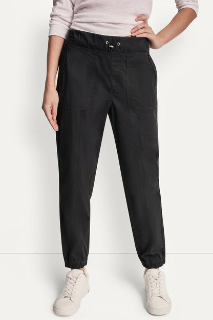 HIGH-RISE SLIM UTILITY JOGGER