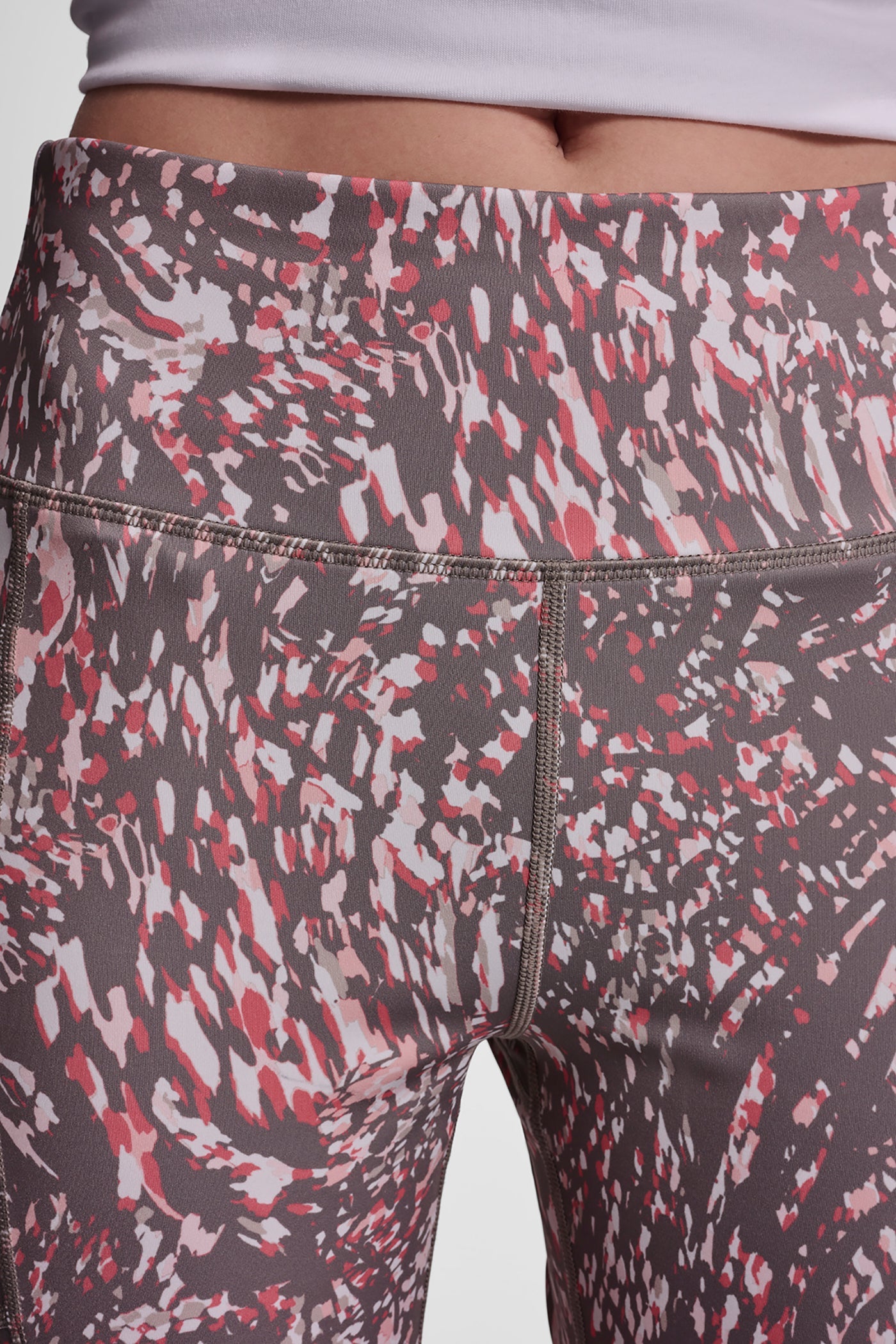 HIGH-RISE LOGO-JACQUARD 7/8-LENGTH ELEVATE LEGGING
