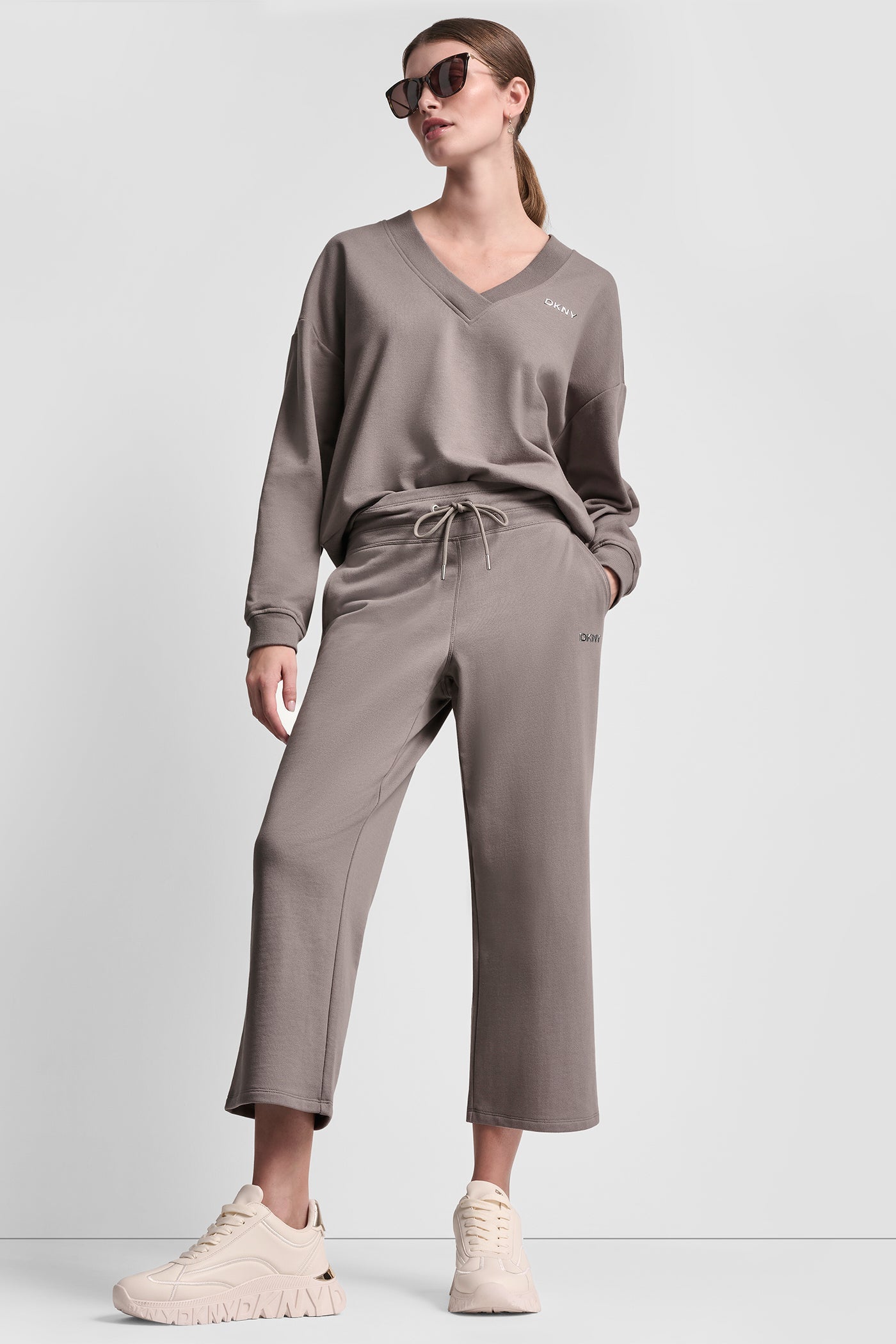 METALLIC BUBBLE LOGO CROPPED HIGH-RISE PANTS