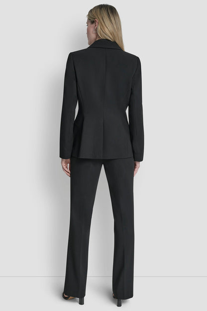 SINGLE BUTTON BLAZER