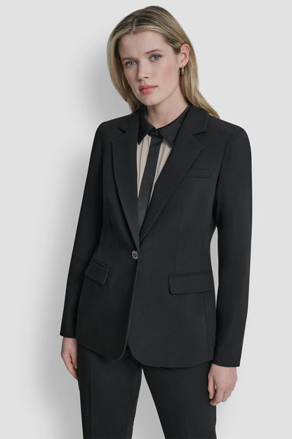 SINGLE BUTTON BLAZER