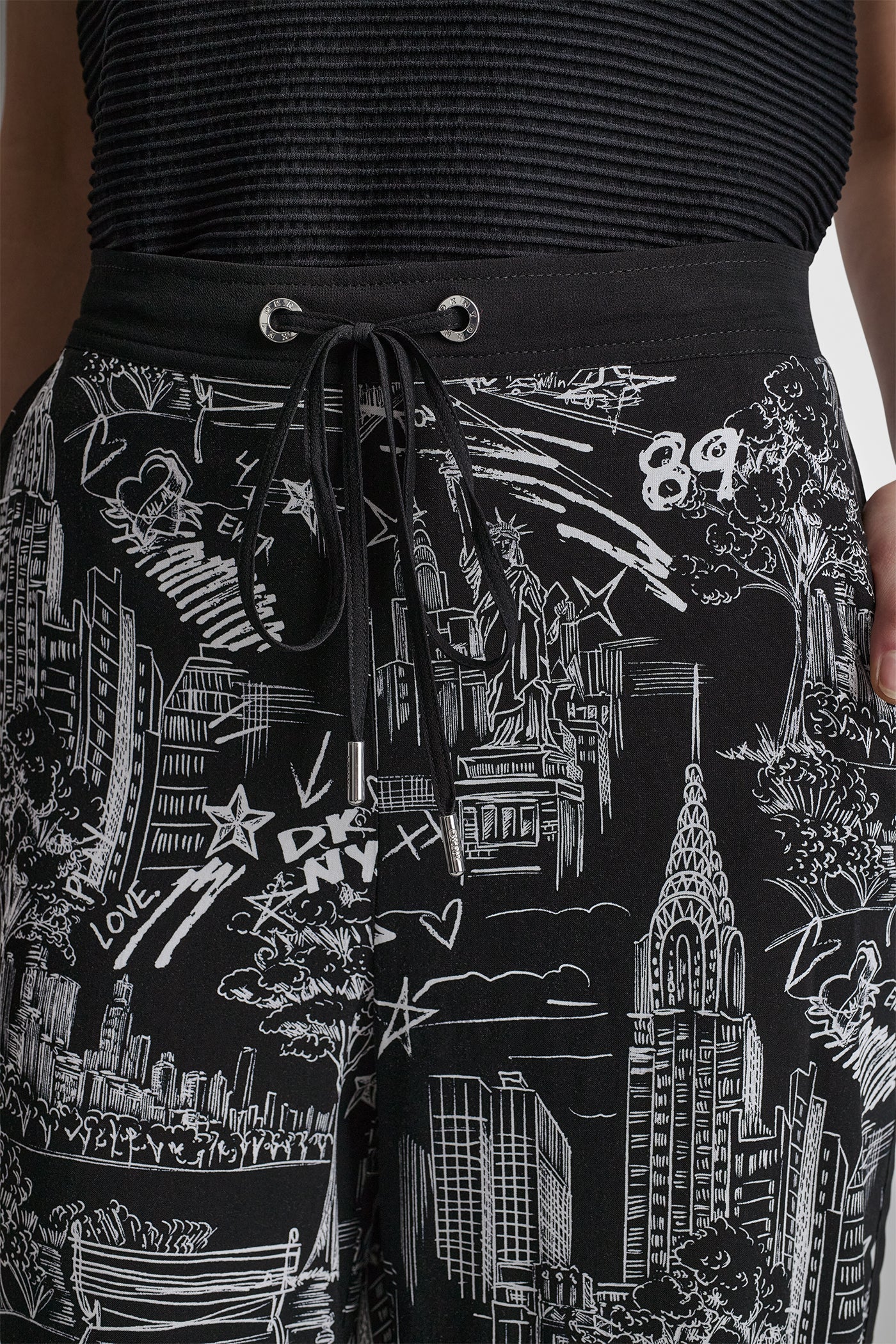 PRINTED DRAWSTRING WIDE LEG PANT
