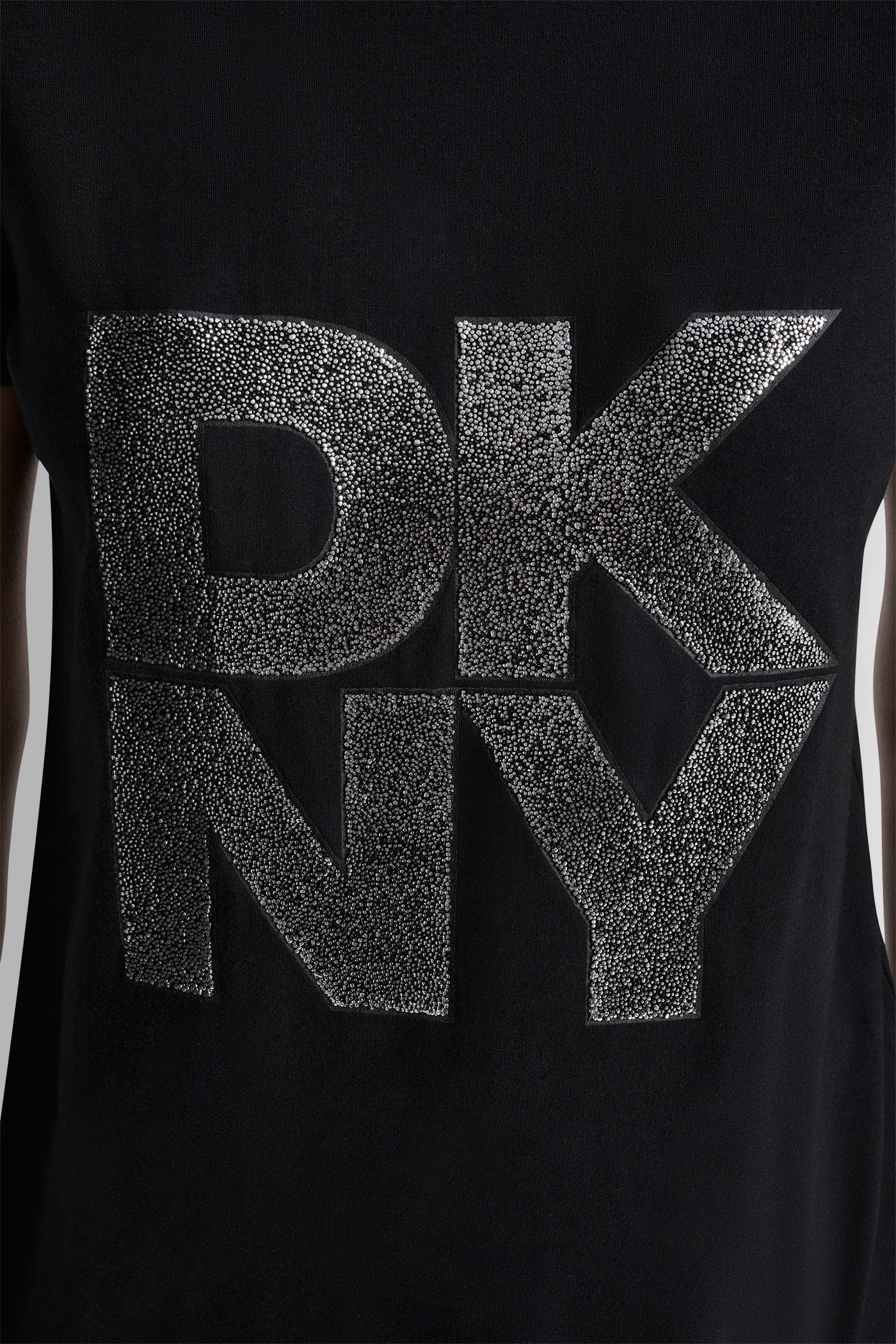 STACKED LOGO TEE