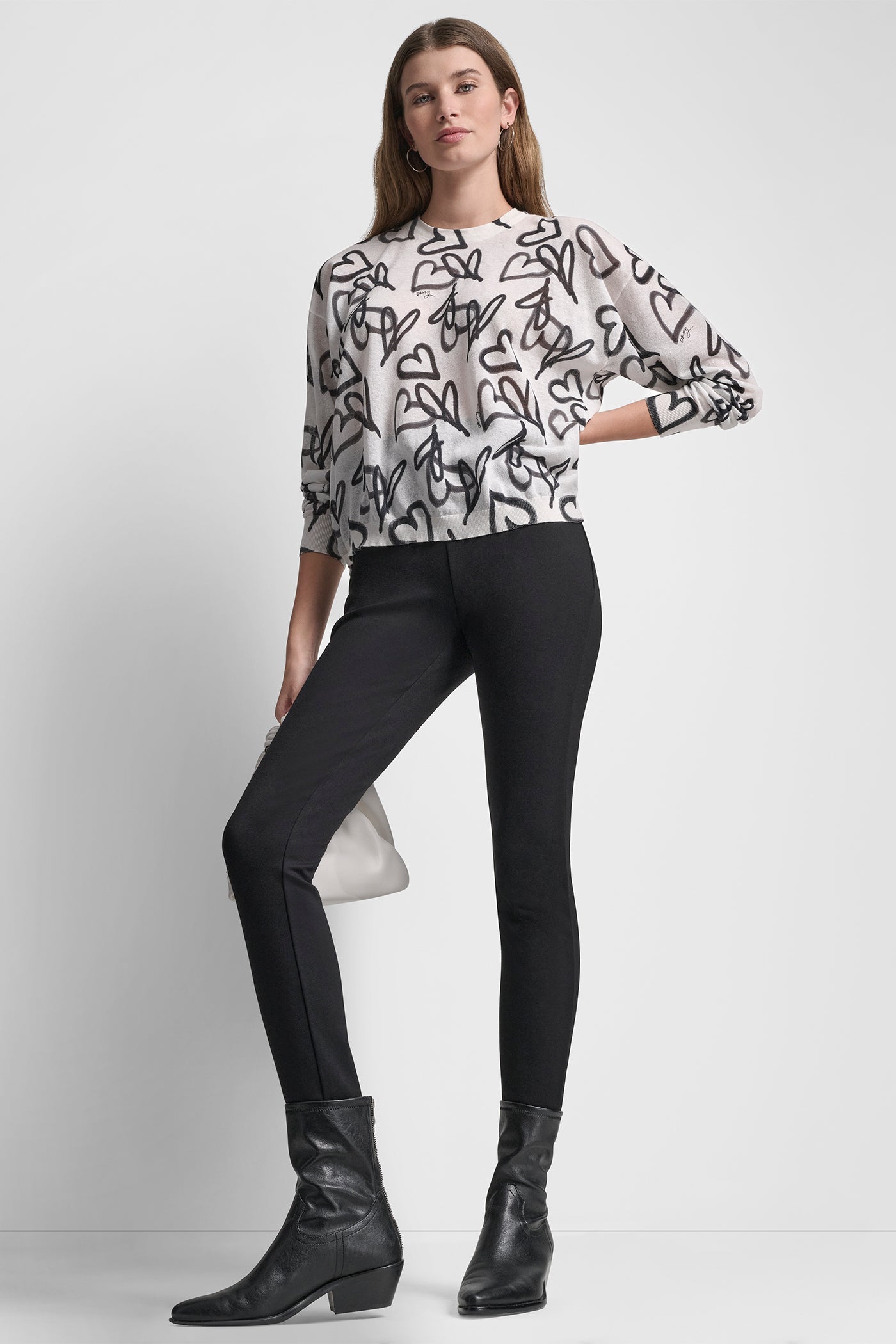 GRAFFITI HEART SWEATER