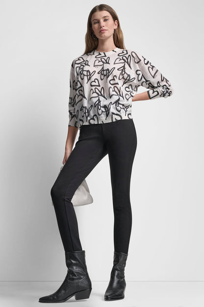 GRAFFITI HEART SWEATER