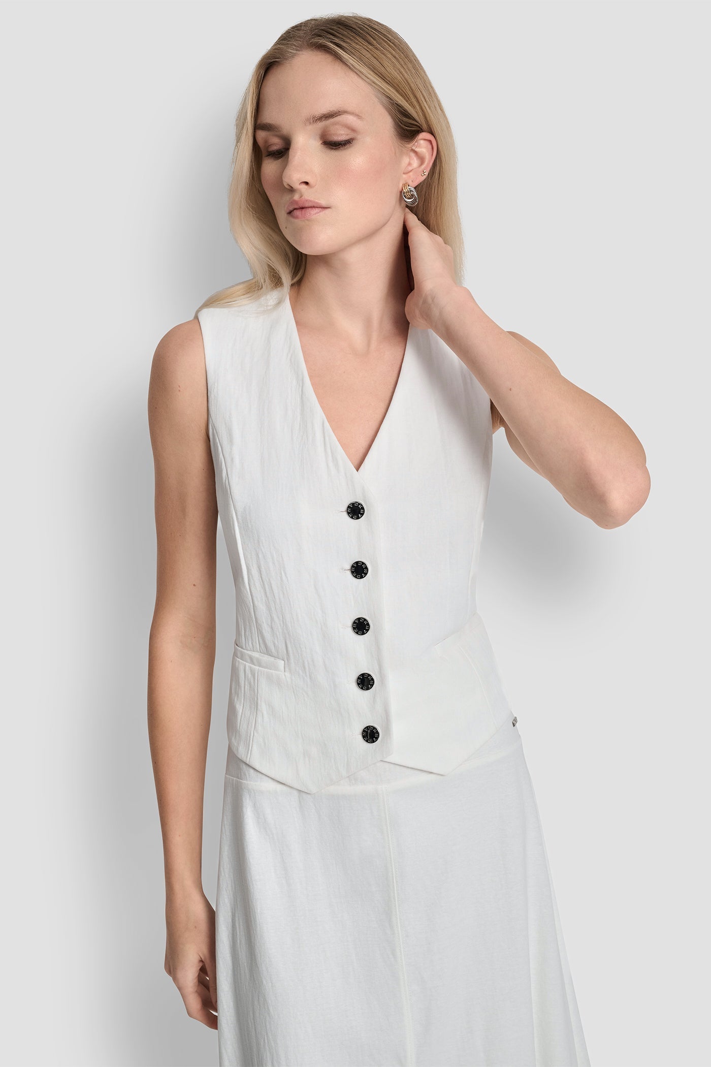 PIQUÉ BUTTON-FRONT VEST